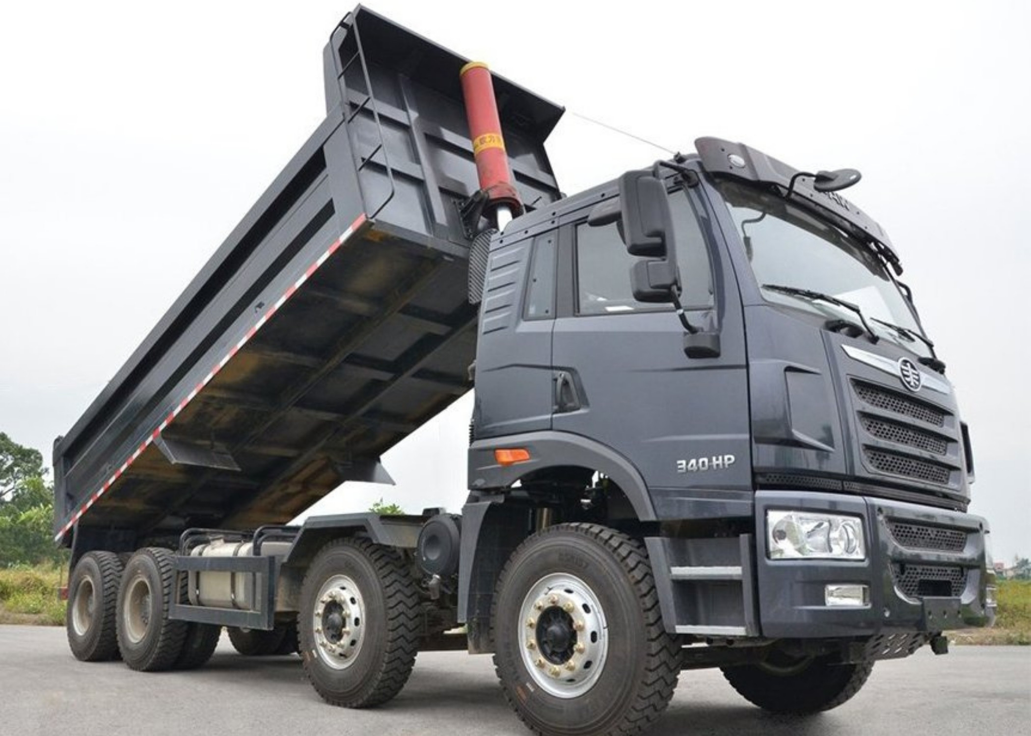 Xe ben Faw 4 chân máy cơ 340HP